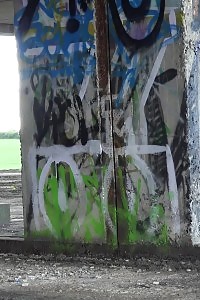 Closeup Public