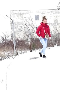 Dafne Melts The Snow With Her Hot Urine