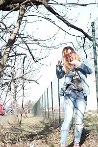 Impressive Chrissy Fox Pissing Next To A Busy Highway