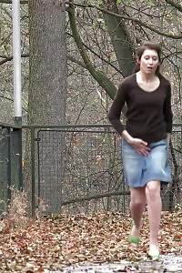 Naughty Black-haired Sprays Her Pee Outside