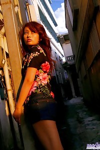 Japanese Honey Is A Present Off And Reveals Her Nude Amazing Body