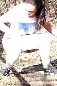 Black-haired Vinna Reed Pisses In The Suburb