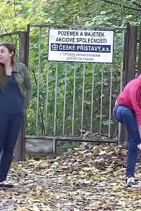 Keen Babes In Jeans Both Need To Piss Outside