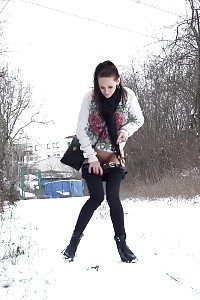 Bloody Hot Cynthia Vellons Relieves Her Pee Desperation