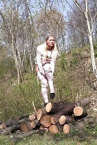 Public Pissing While Stood Up For Irresistable Claudia