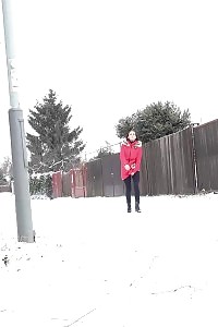 Cynthia Vellons Melts Snow As She Pissing Outside