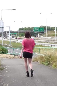 Surprising Brunette Victoria Daniels Squats To Piss