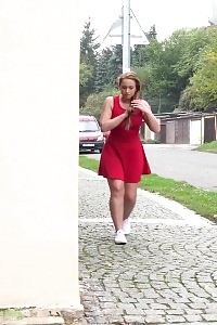 Closeup Peeing Act For Puffy Twat Lipped Pretty