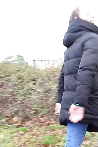 Nikki Dream Pulls Down Denims And Pissing