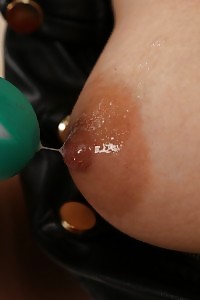 Jessica Diamond Toys Her Milky Puffy Cunt