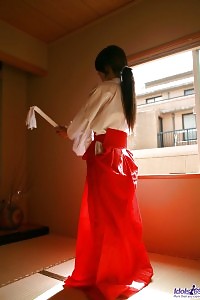 Asian Sweetie In Her Stunner Clothes Exhibits Her Bloody Hot Boobs And Hairy Cunt