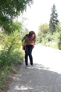 Flawless Butterfly Rushes To Beat Her Piss Desperation