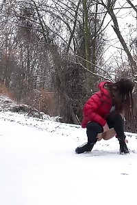 Cynthia Vellons Melts The Snow As She Pissing Outside
