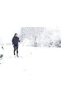 Lara Fox Relieves Her Piss Desperation In The Ground